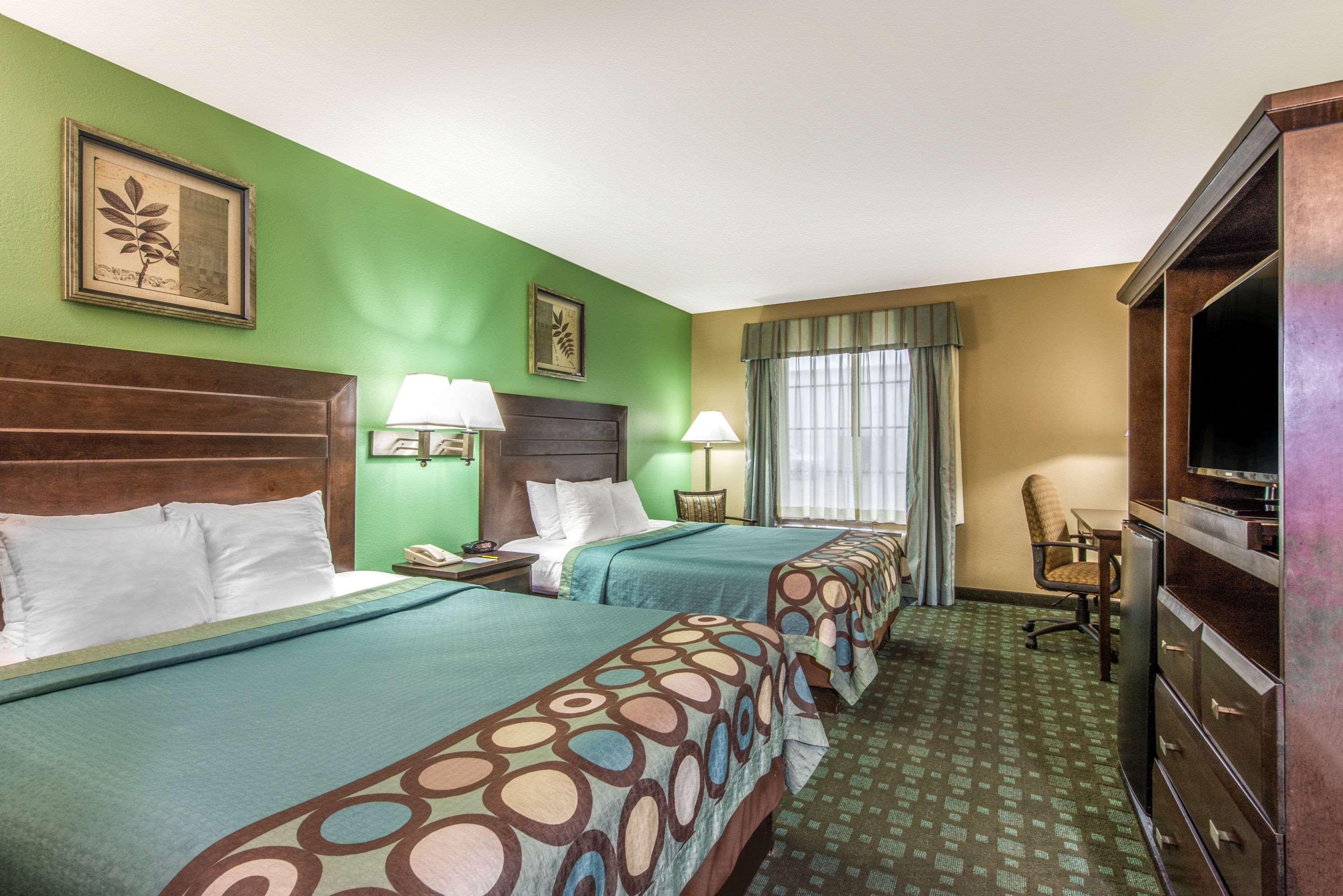 Super 8 By Wyndham Lake Charles/Sulphur Eksteriør bilde