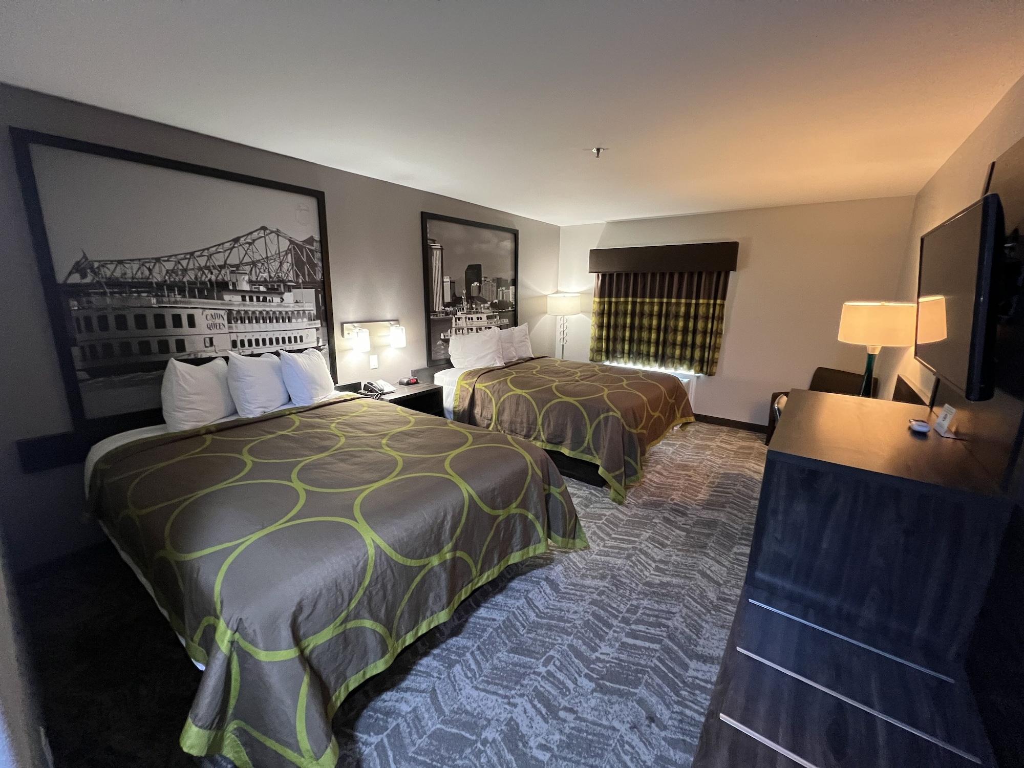 Super 8 By Wyndham Lake Charles/Sulphur Eksteriør bilde