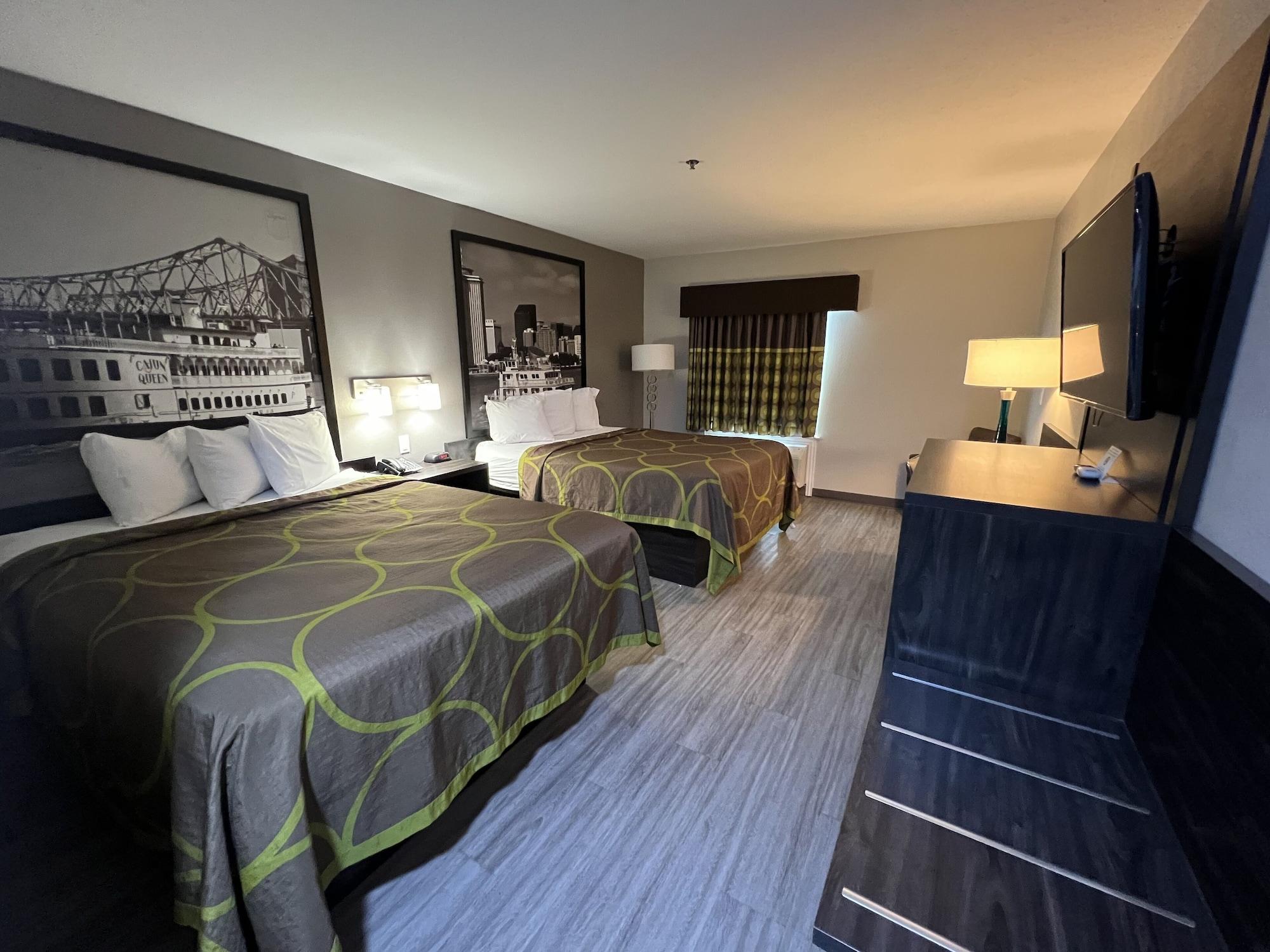 Super 8 By Wyndham Lake Charles/Sulphur Eksteriør bilde